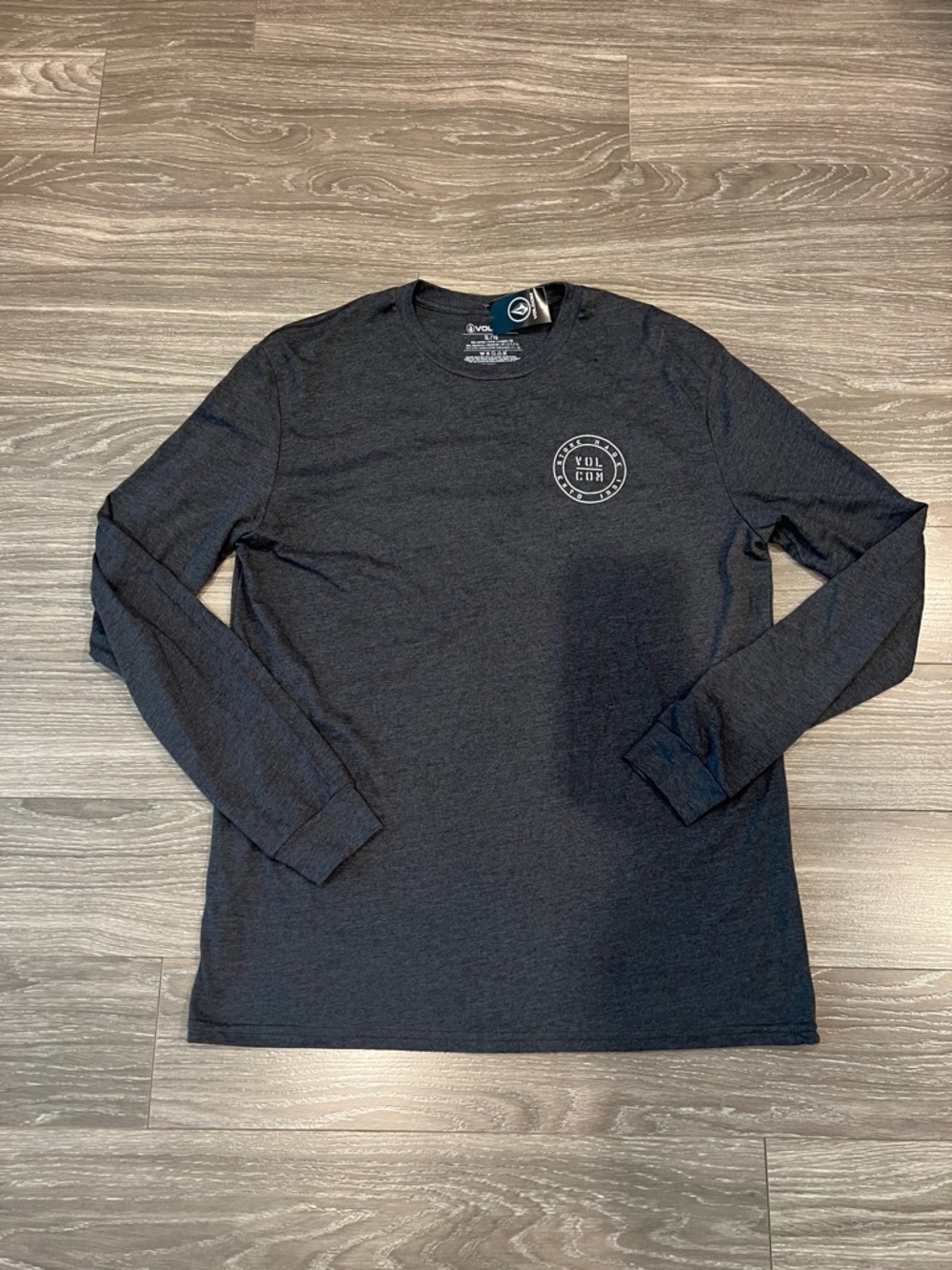 Volcom Men’s Long Sleeve Logo Tee - Charcoal Heather